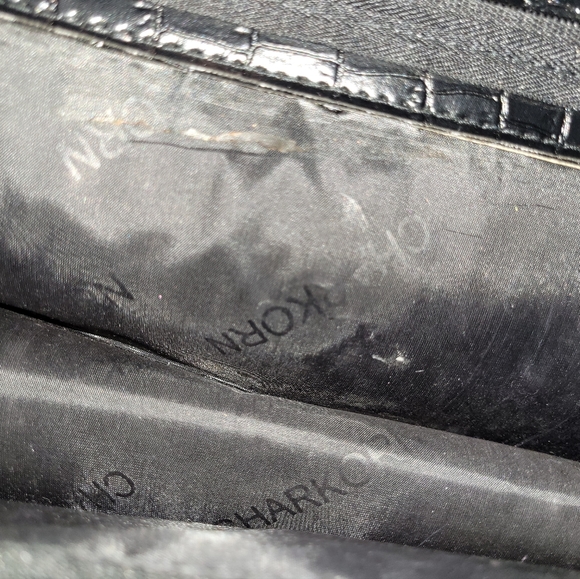 Charkorn Black Magnetic Clasps Handbag Made in Thailand - Picture 11 of 13